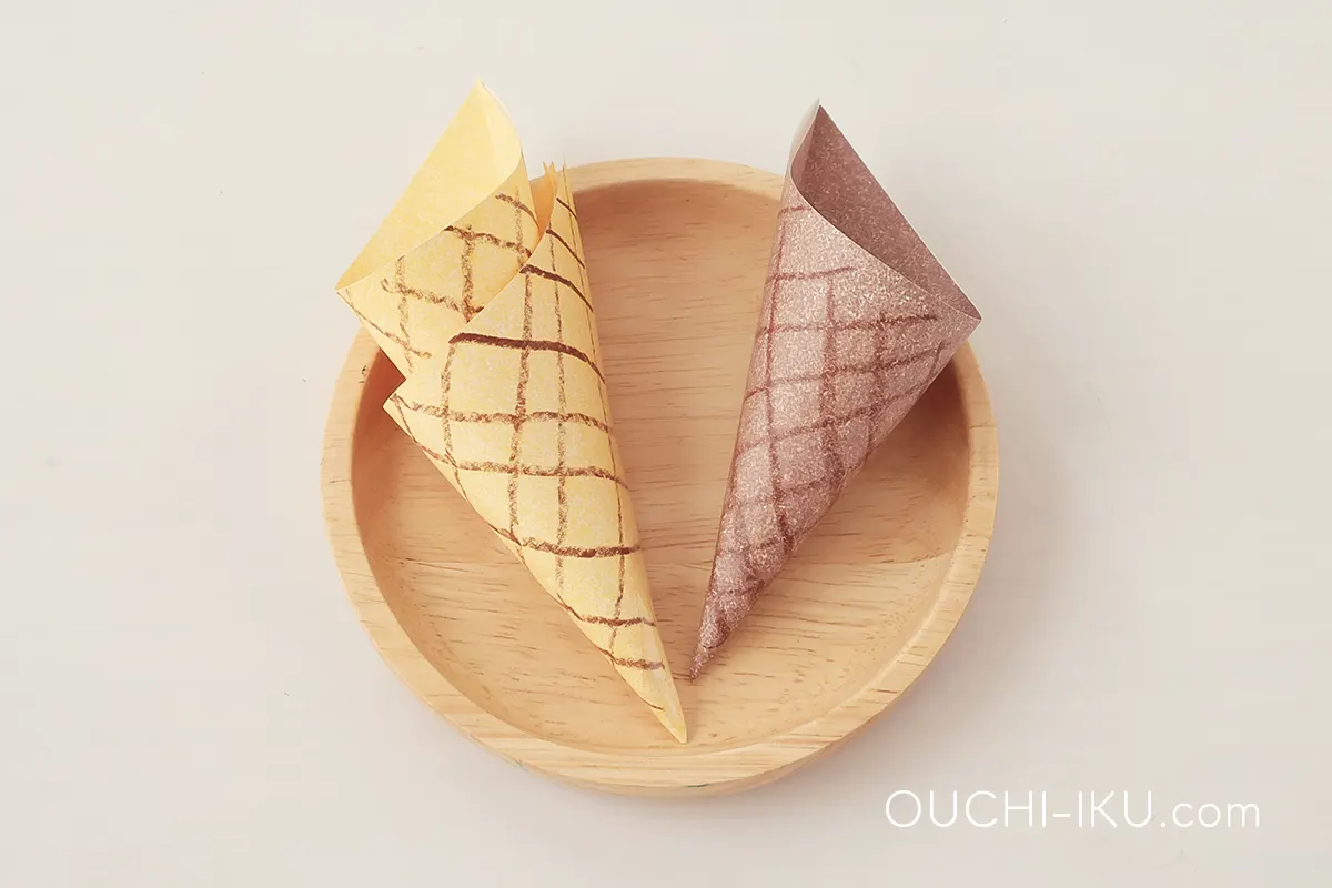 折り紙アイスのコーンの作り方