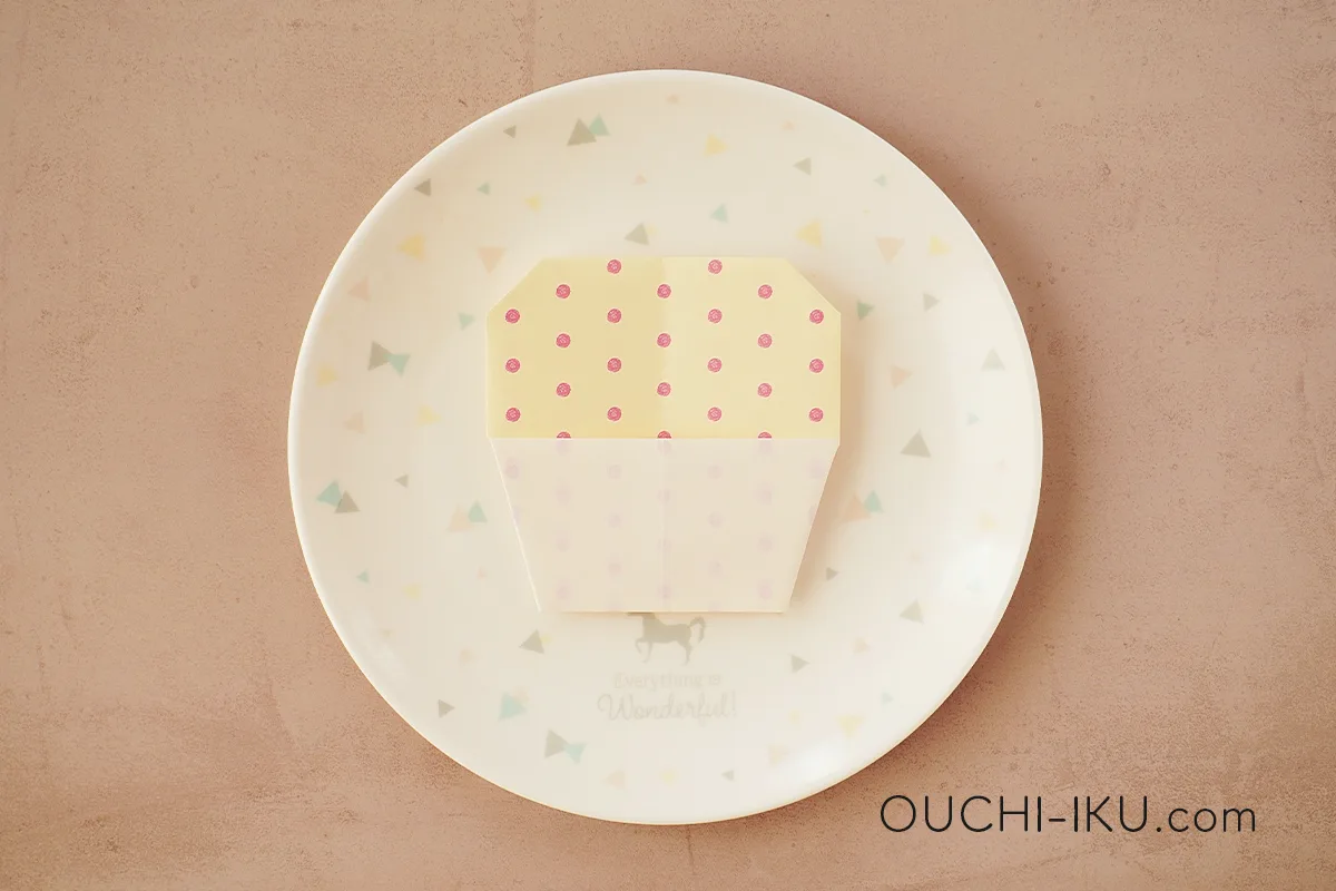 折り紙のカップケーキ（平面）の作り方12