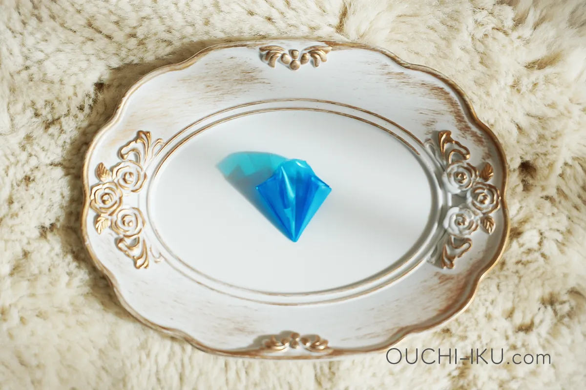 折り紙で作るダイヤモンドの材料