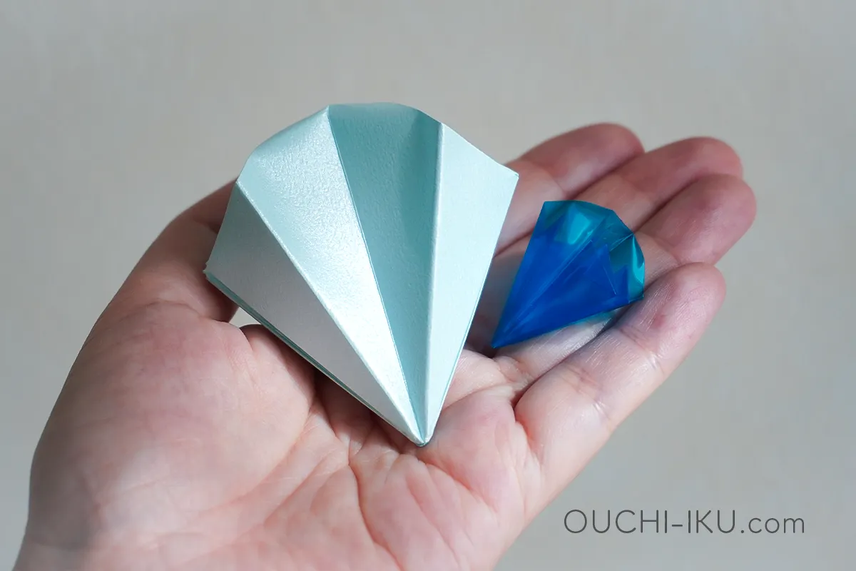 折り紙で作るダイヤモンドの材料