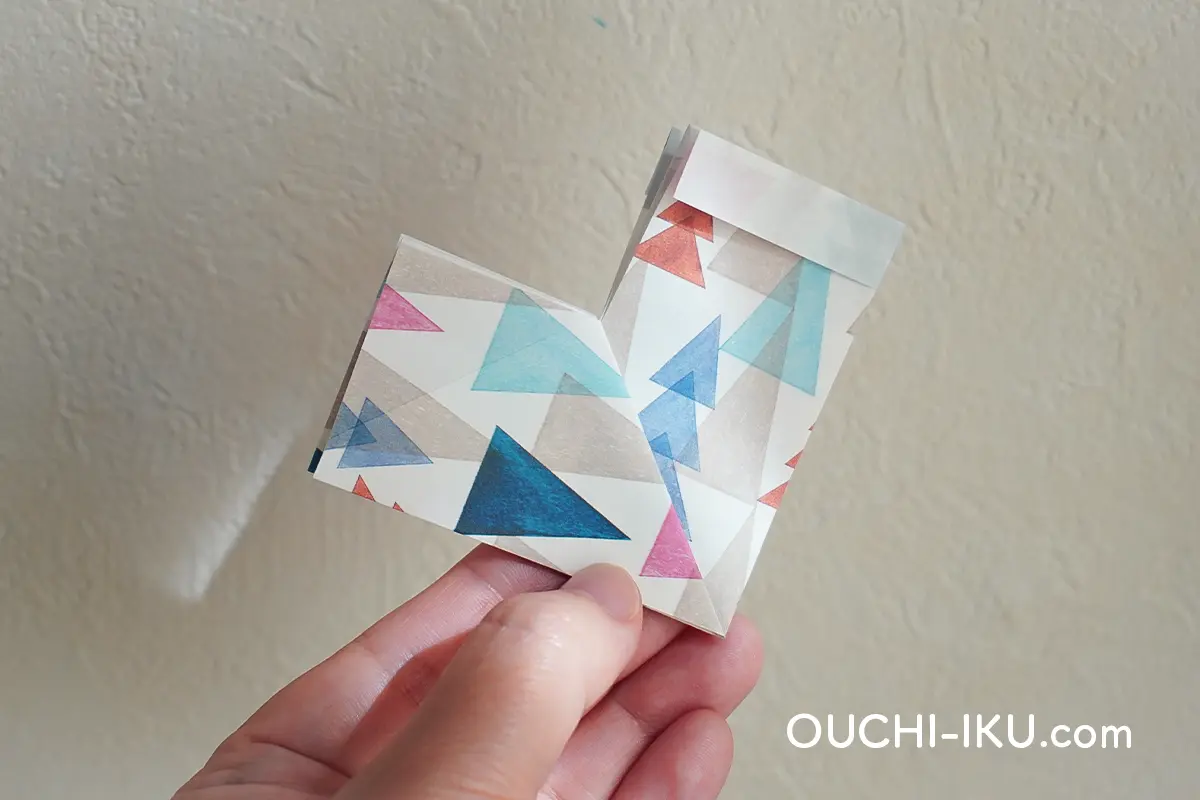 折り紙で作るクリスマスの靴下の折り方9