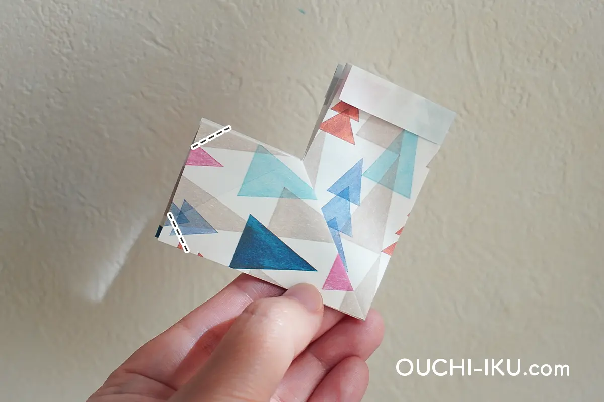 折り紙で作るクリスマスの靴下の折り方10