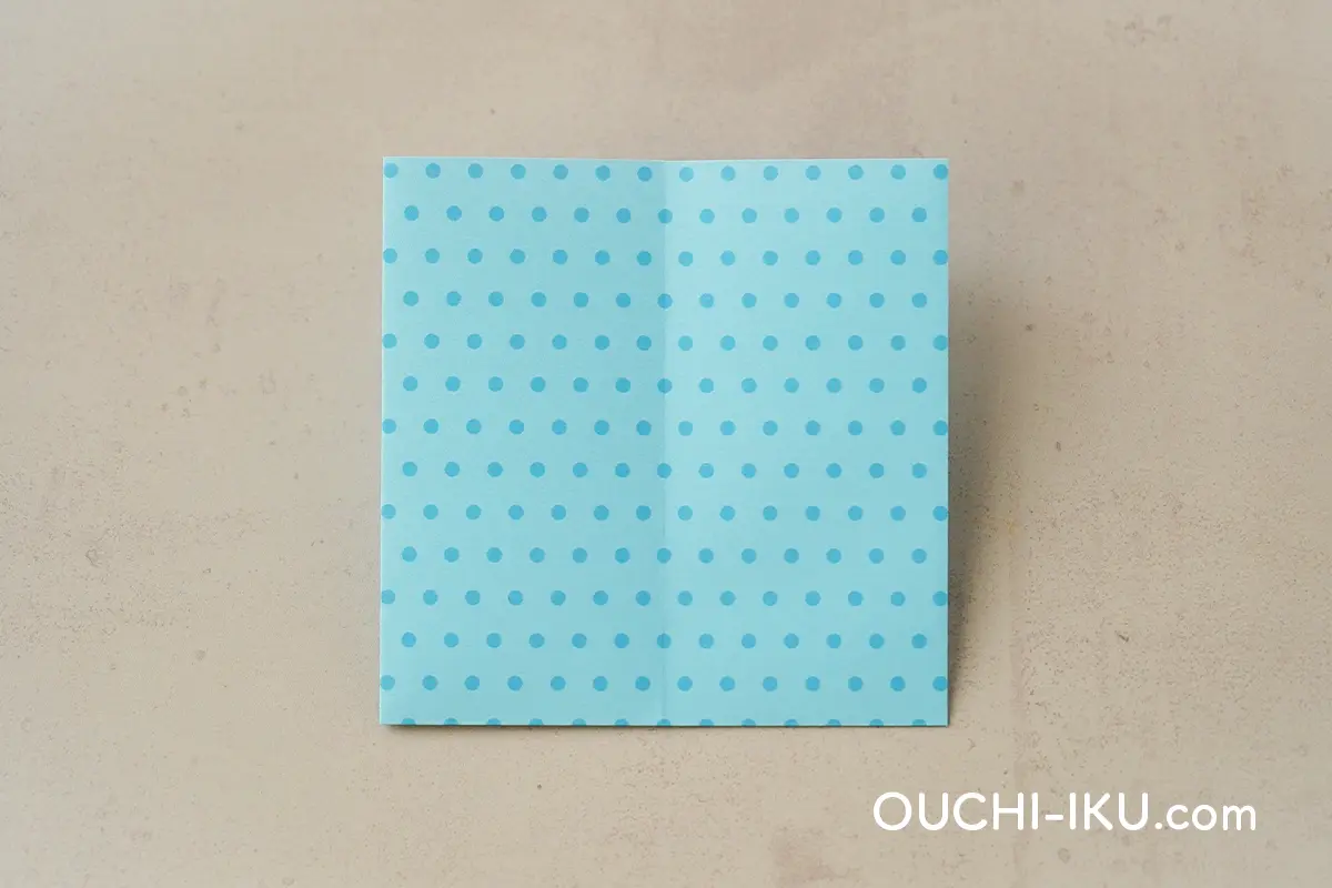 折り紙で作るクリスマスの靴下の折り方8