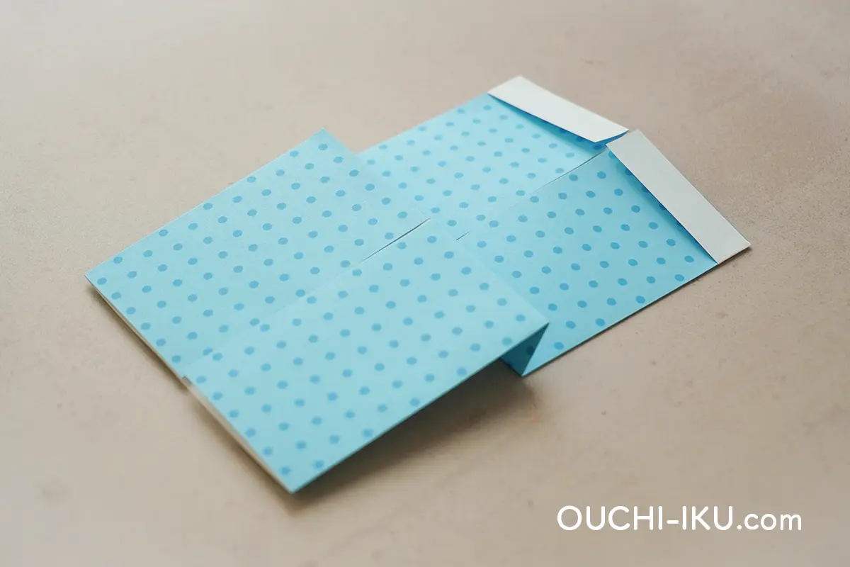 折り紙で作るクリスマスの靴下の折り方8