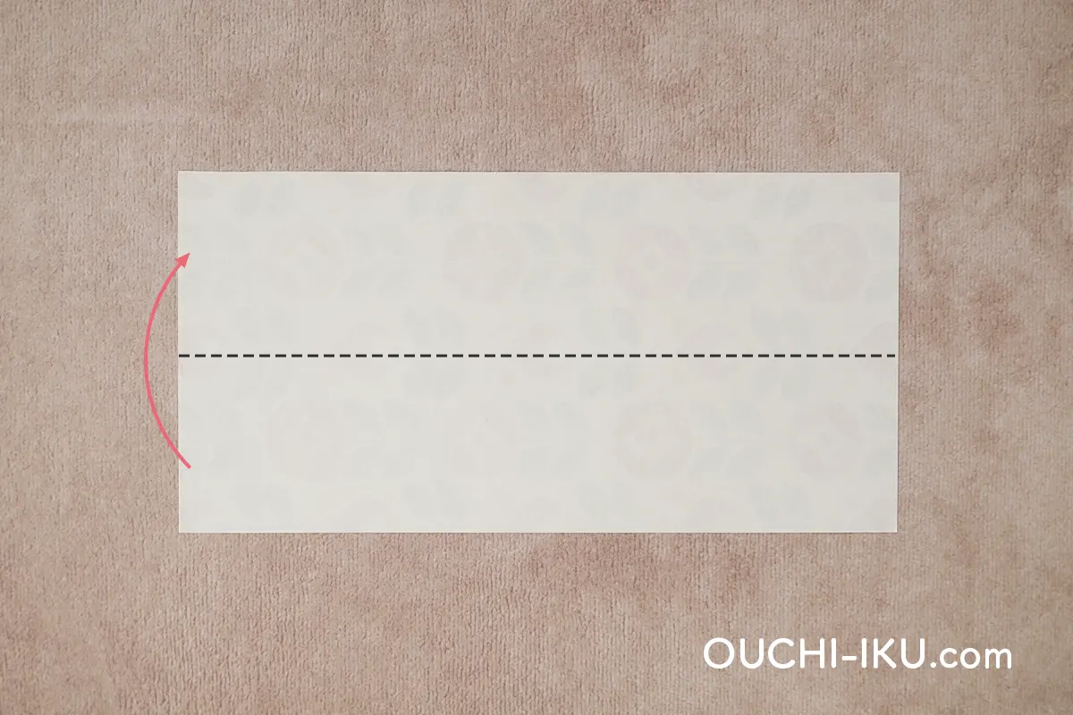 折り紙で作る簡単クリスマスリースの作り方1