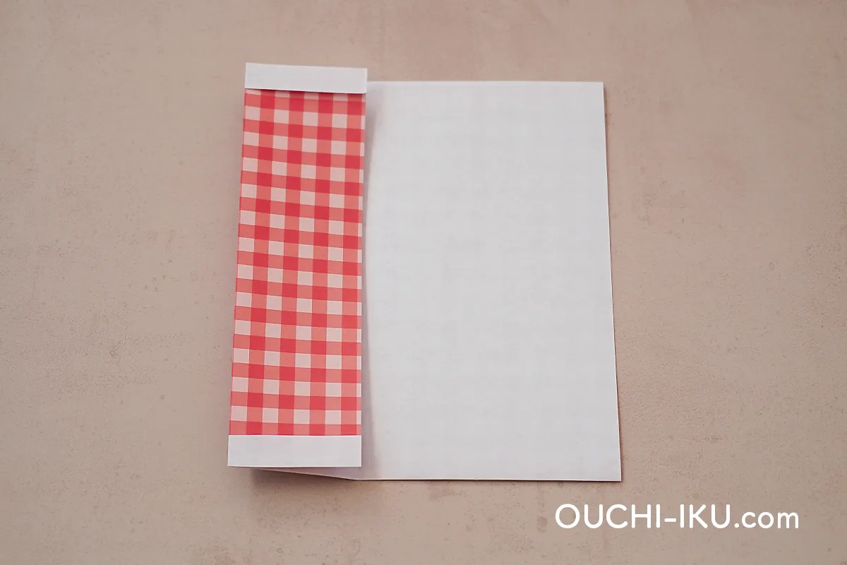 折り紙2枚でで作るサンタクロースの【体】6