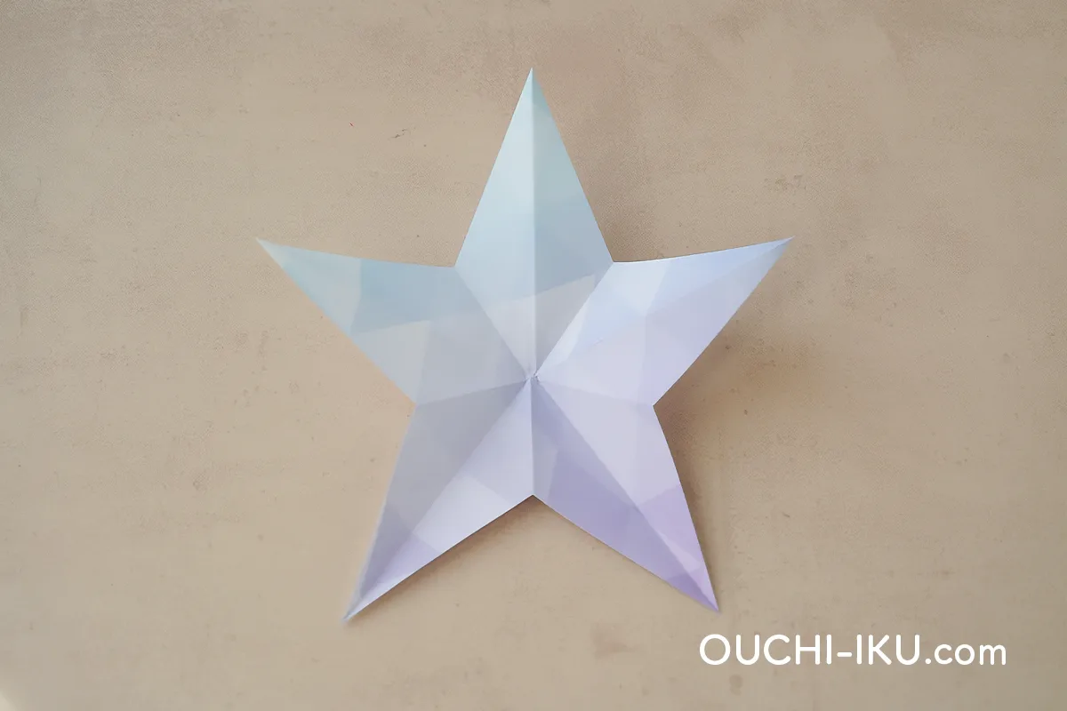 折り紙1枚で全身サンタの作り方9