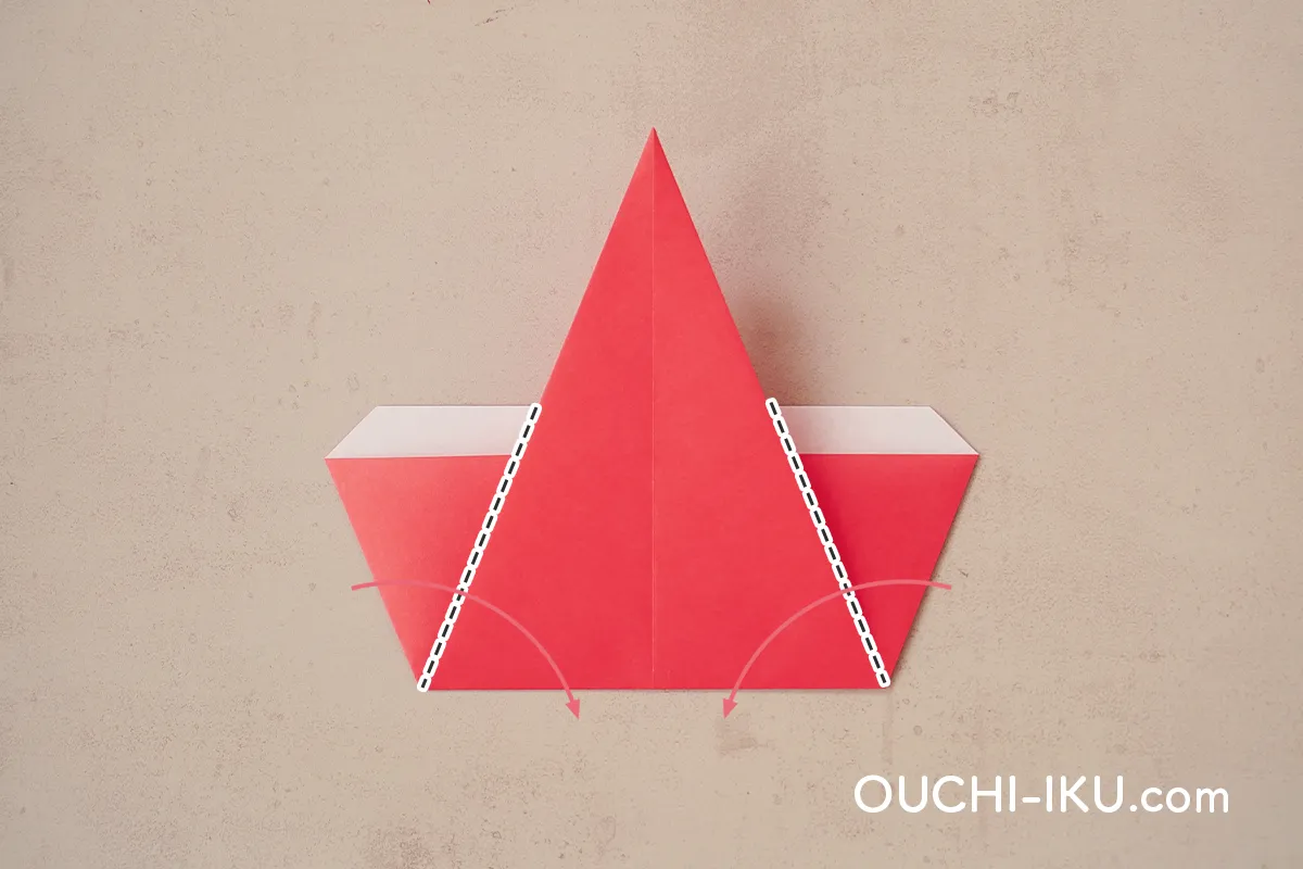 三角サンタの折り紙の作り方9
