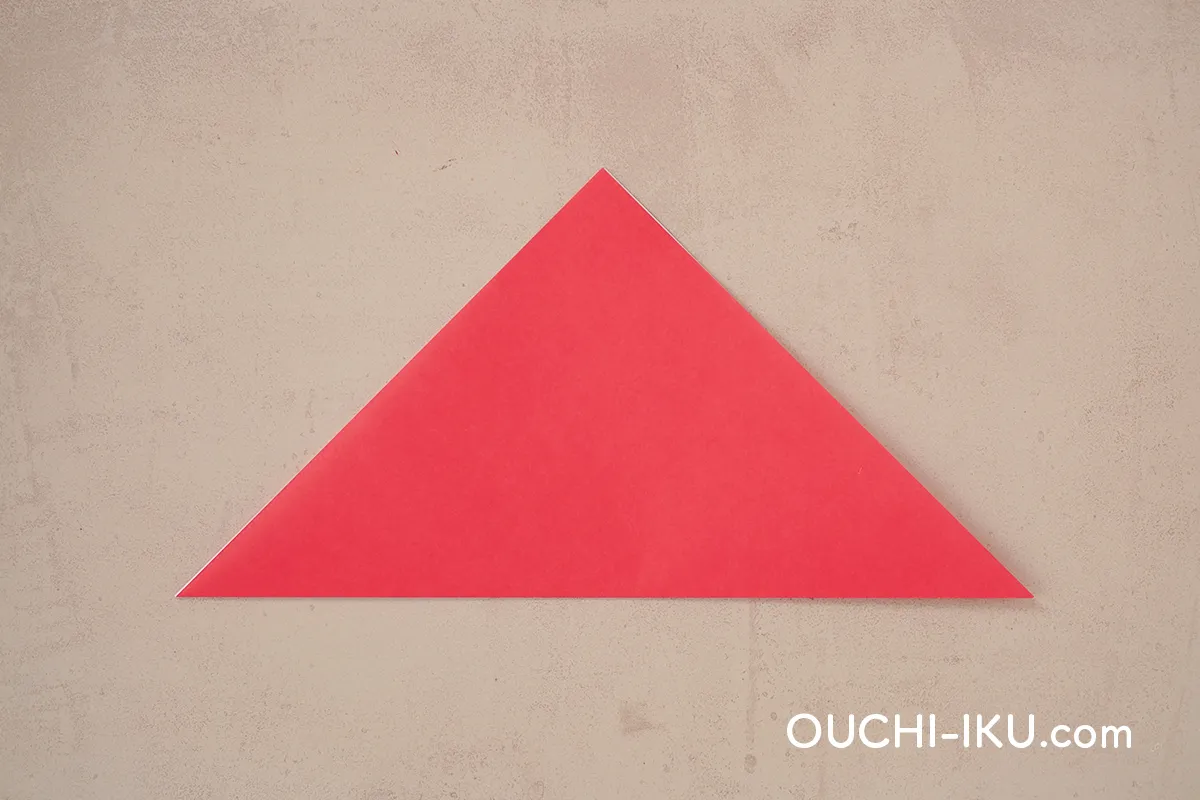 三角サンタの折り紙の作り方2