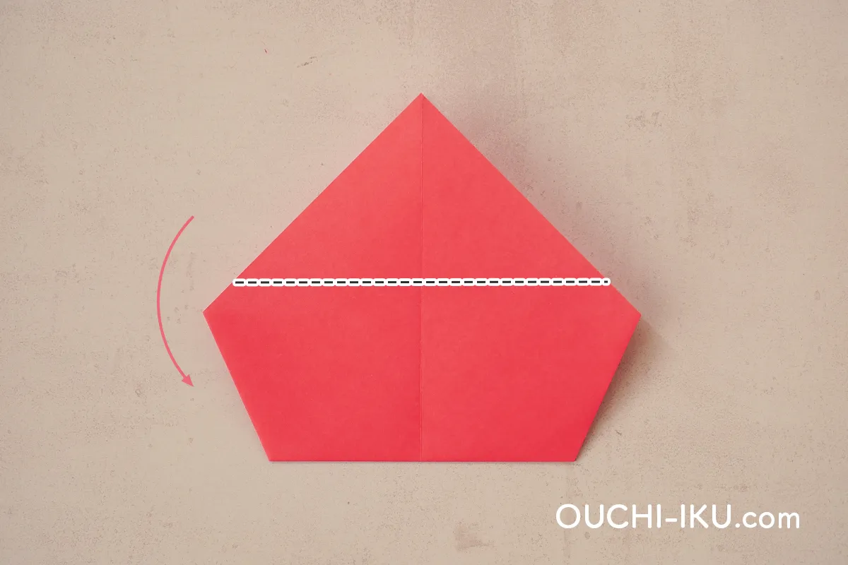 三角サンタの折り紙の作り方7