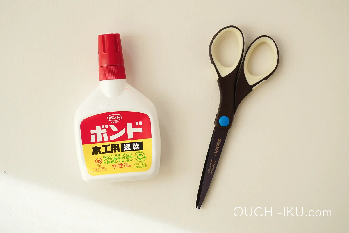 紙コップで作るアドベントカレンダーの材料