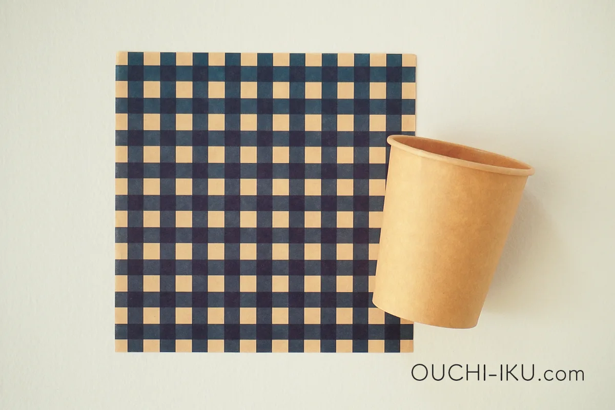 紙コップで作るアドベントカレンダーの材料