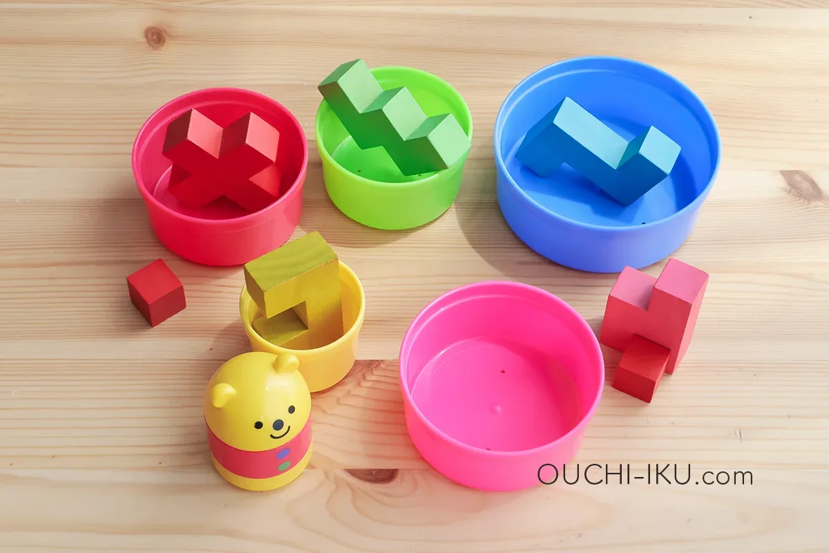 カタミノで幼児の色遊び