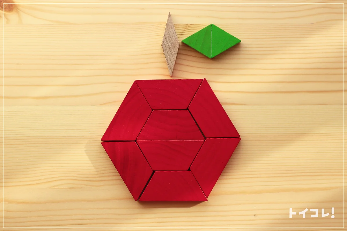 パターンブロックで作ったリンゴ