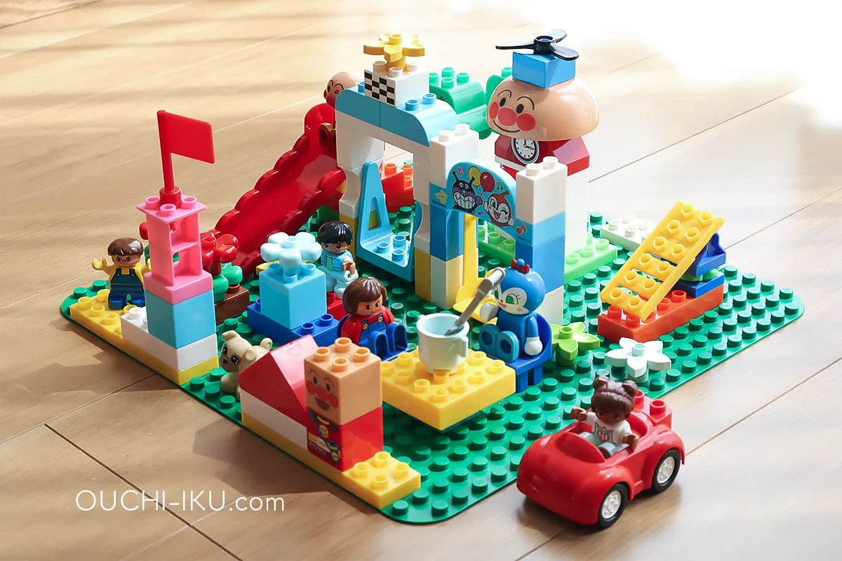 レゴデュプロとアンパンマンのブロックラボを混ぜて作った作品