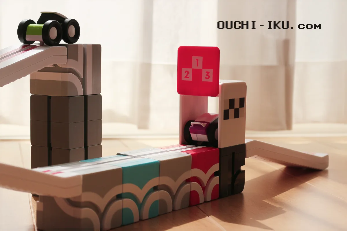 Qbi toy キュービーアイトイ　知育おもちゃ QBI キュービーアイ］Explorer Preschool 幼児セットPLUS