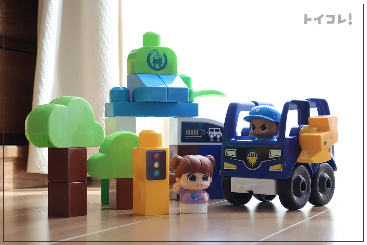 メガブロックMEGA-BLOKS-グリーンタウン-ごみの分別とリサイクル-ごみ収集車のセット