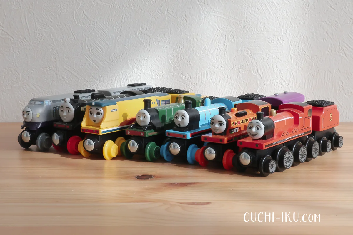 木製トーマスのきかんしゃたち