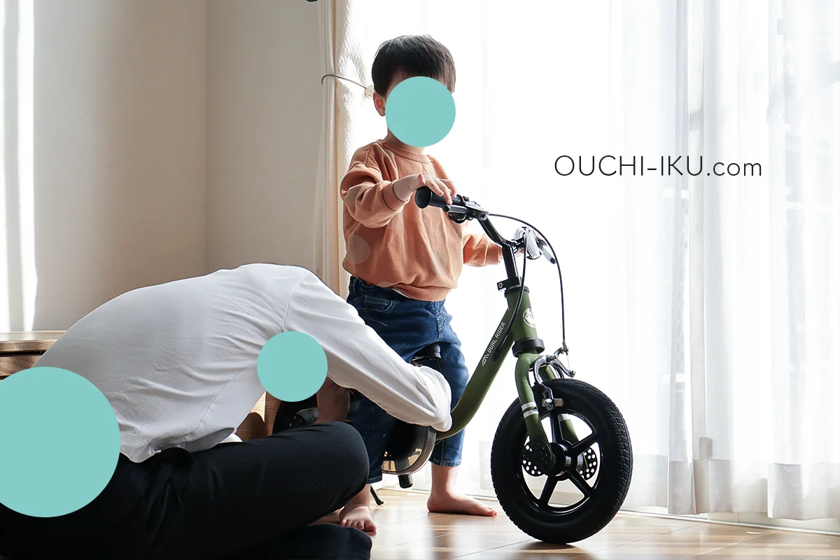 サドルの調節をしているところ