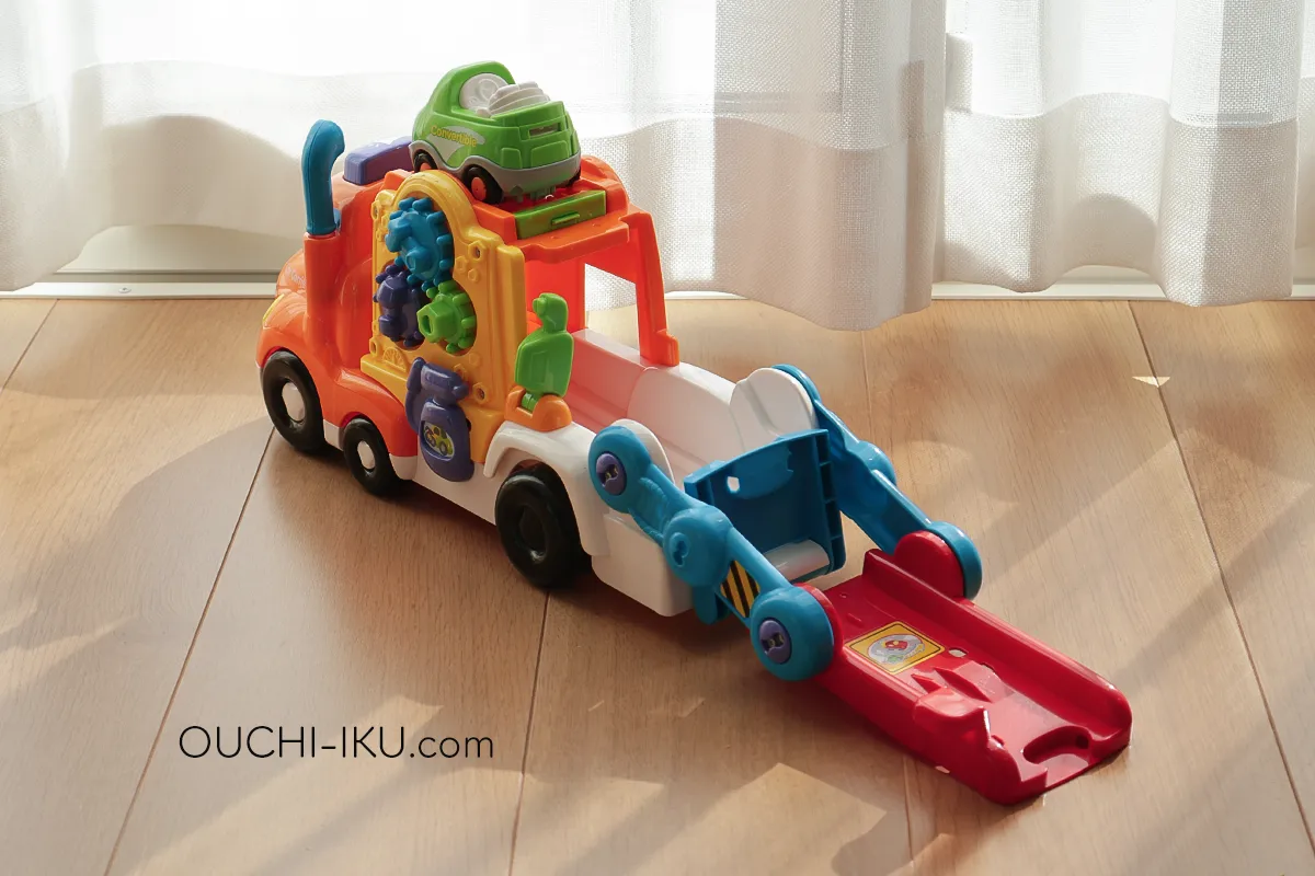 Smart-Wheels-Deluxe-Car-CarrierVTechおもちゃ