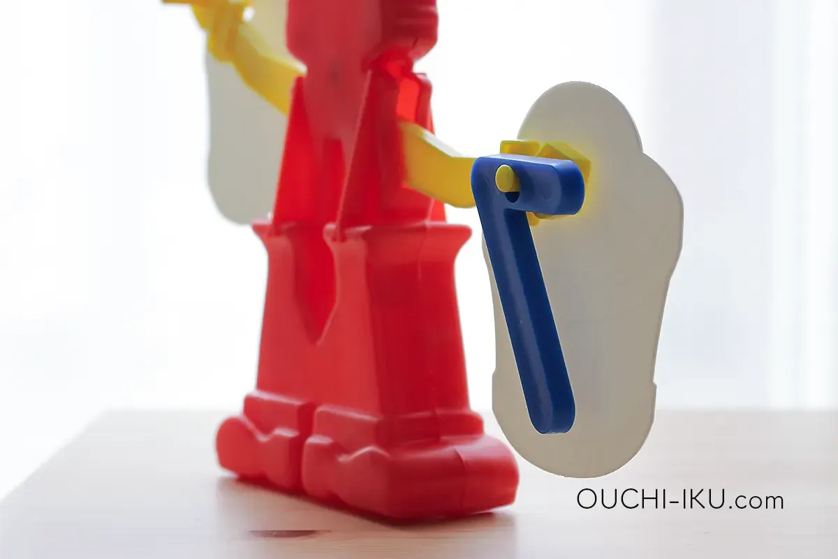 ボーネルンド「ピエロのびっくりはかり」の裏側に数字をかけたところ