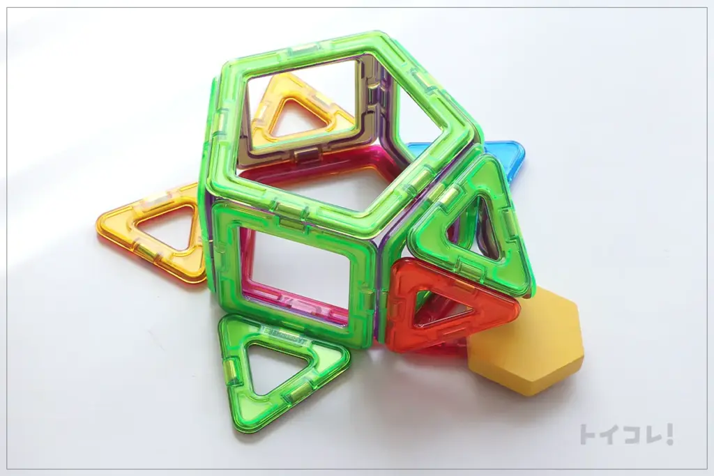 マグフォーマーで作ったカメ