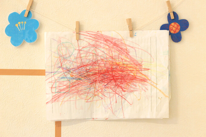 1歳がシュトックマーのブロッククレヨンで描いた絵
