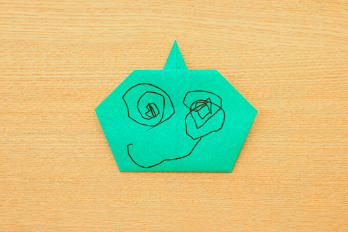 3歳 幼児と作るハロウィンの折り紙アイディア集 手元写真で解説します オウチーク