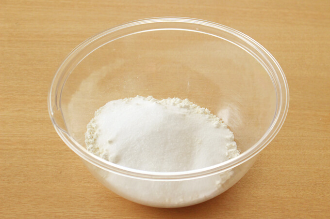 小麦粉と塩
