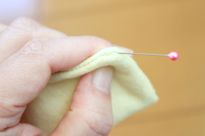 角は待ち針で引き出すときれいに出る