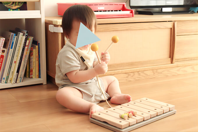 トイサブのオリジナルおもちゃ木琴 (1)