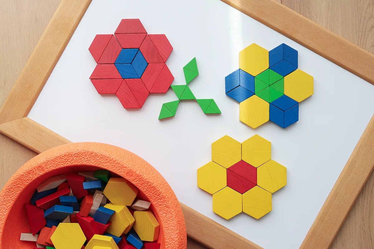パターンブロックは効果が実感できる知育玩具！遊び方から選び方まですべて解説